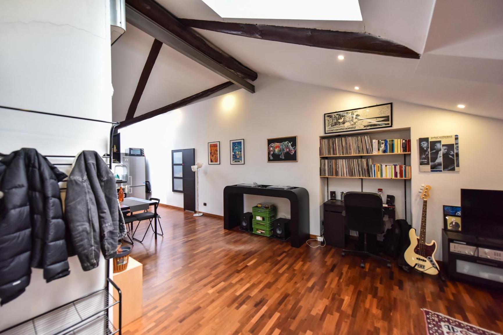 Modern Apartment Piazza Statuto Porta Susa Fs トリノ エクステリア 写真